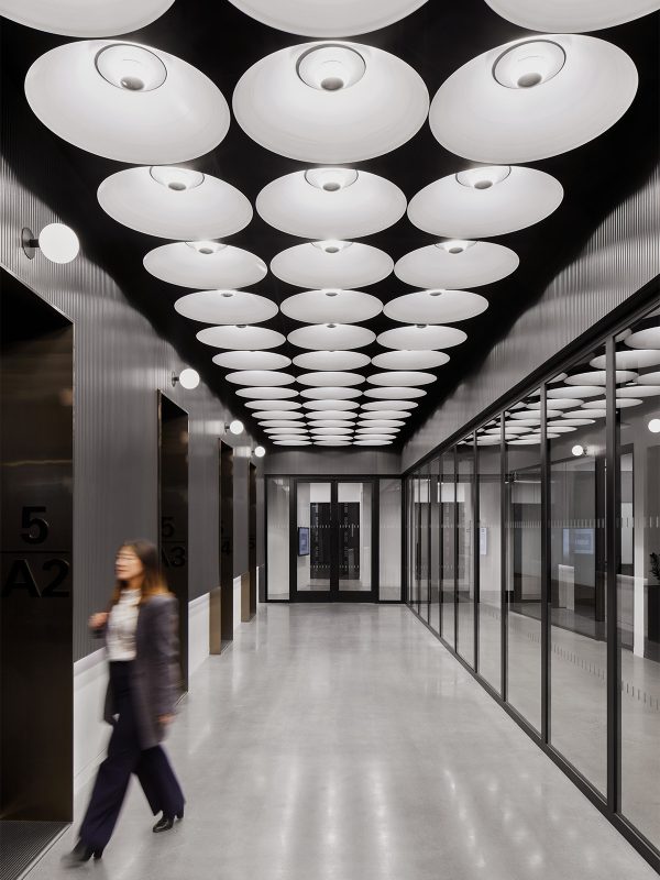 MMoser-HSBC-New-York-Interior-Lift-Lobby-Design