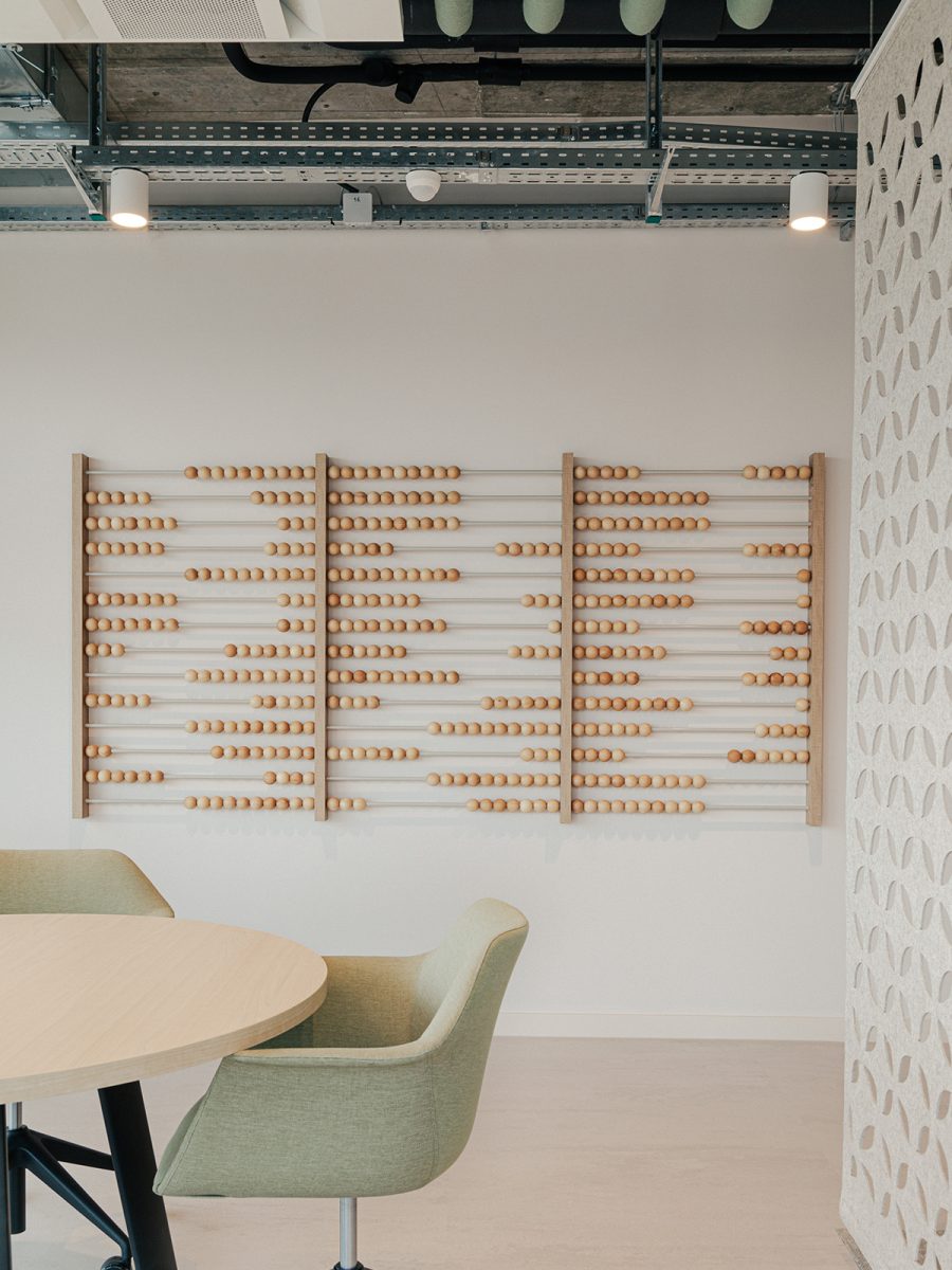 abacus-installation-at-mastercard-budapest-office