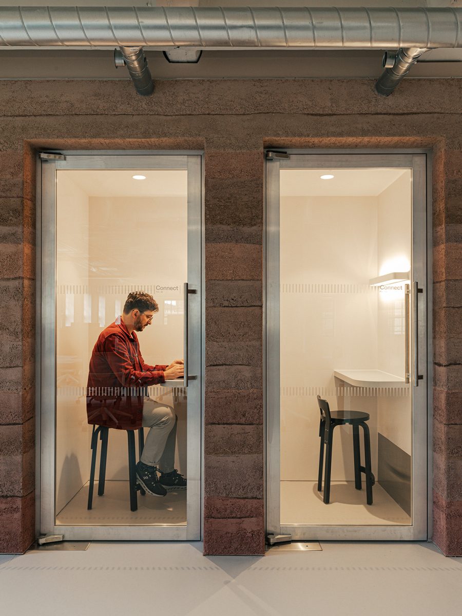 one-person-booth-at-on-london-office