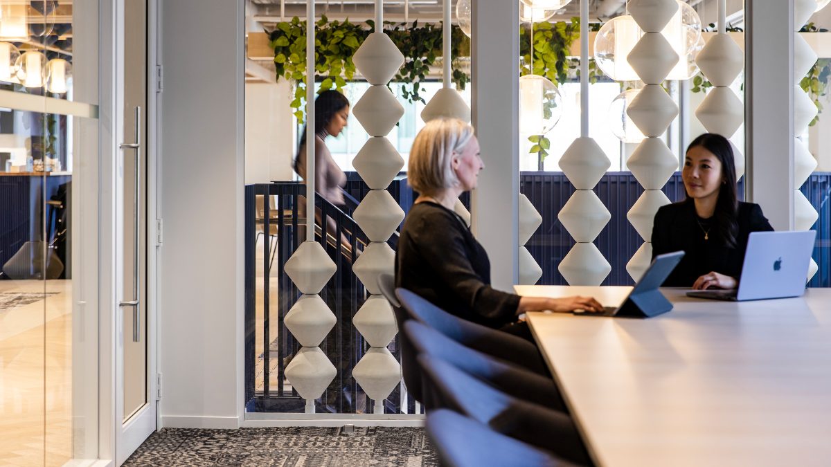 MMoser-Vancouver-Change-Management-Boardroom-Design