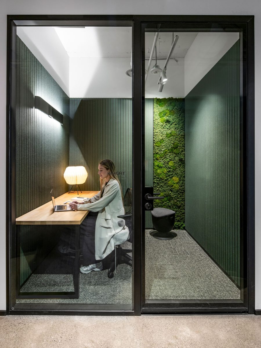 MMoser-Vancouver-Workplace-Strategy-Interior-Design-Private-Office