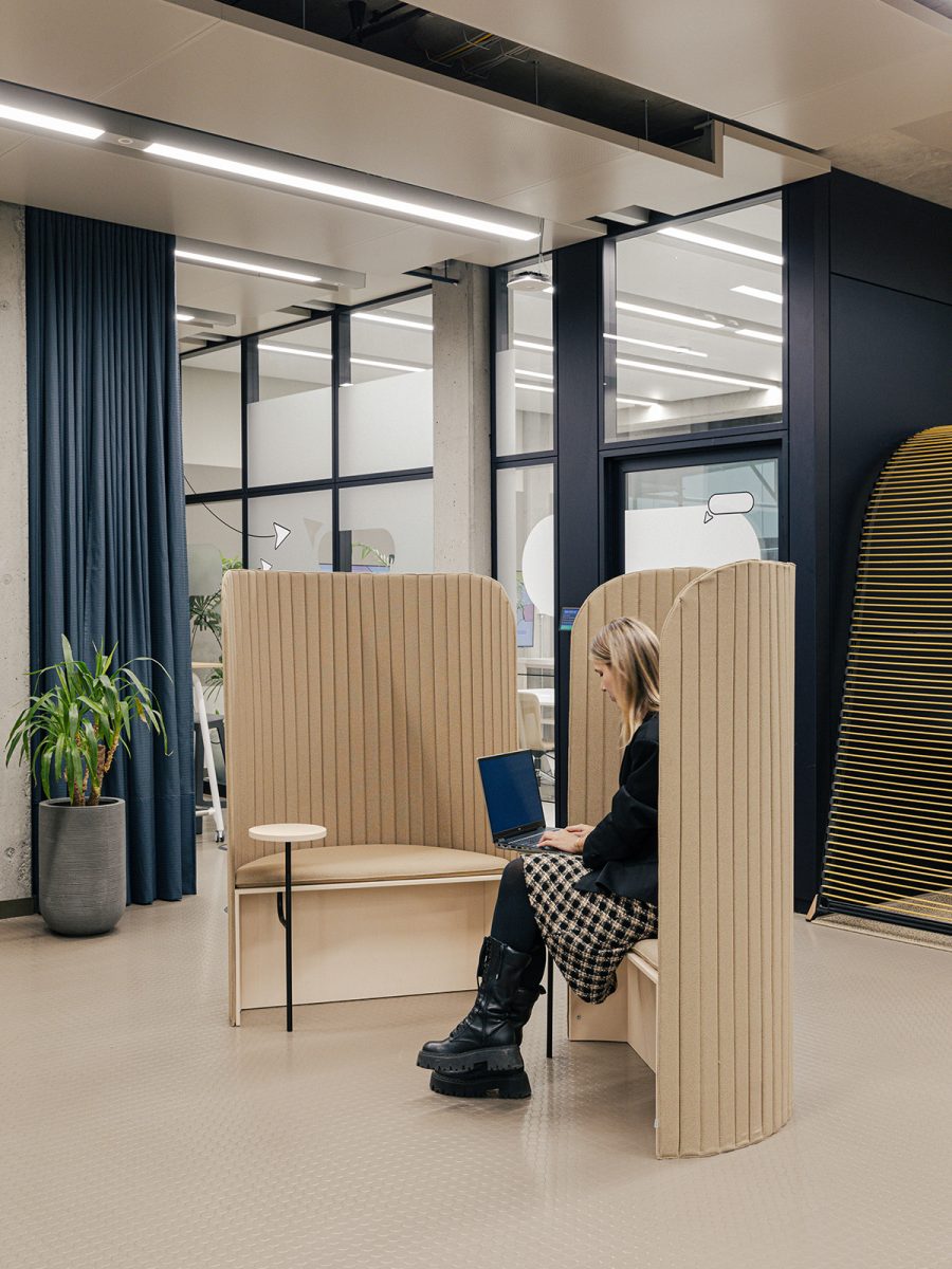 privacy-pod-in-office-design-in-Berlin