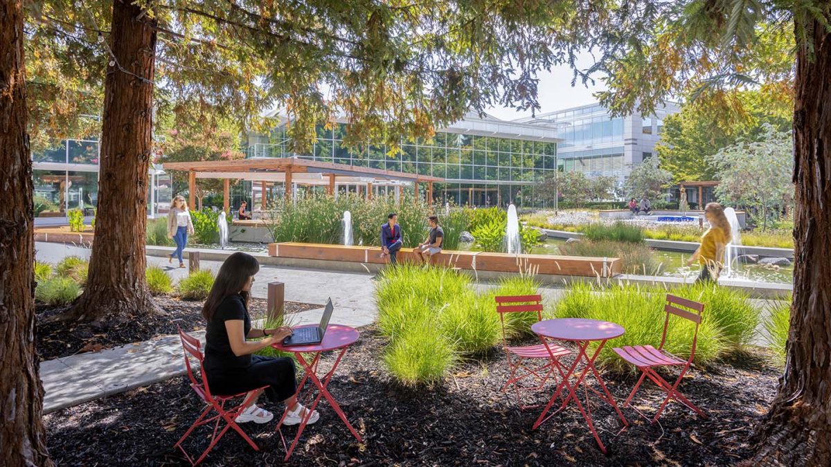 outdoor-workspace